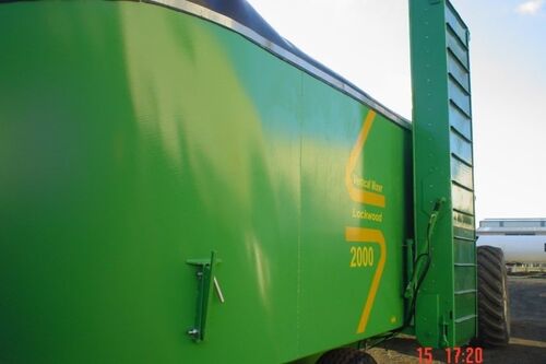 Lockwood AG - Grain Mixer Machine, Vertical Feed Mixer